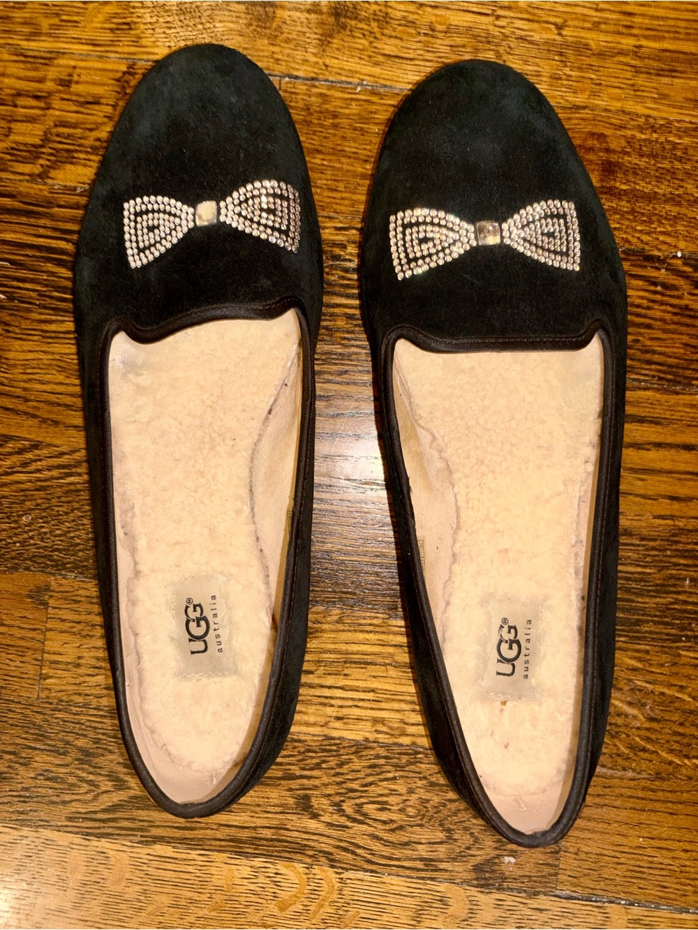 UGG Black Suede Crystal Bow flats EUC size 12